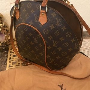 Louis Vuitton Ellipse MM Handbag